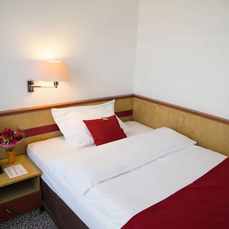 Leomar Hotell Ulm