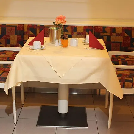 Leomar Flatrate 3* Ulma