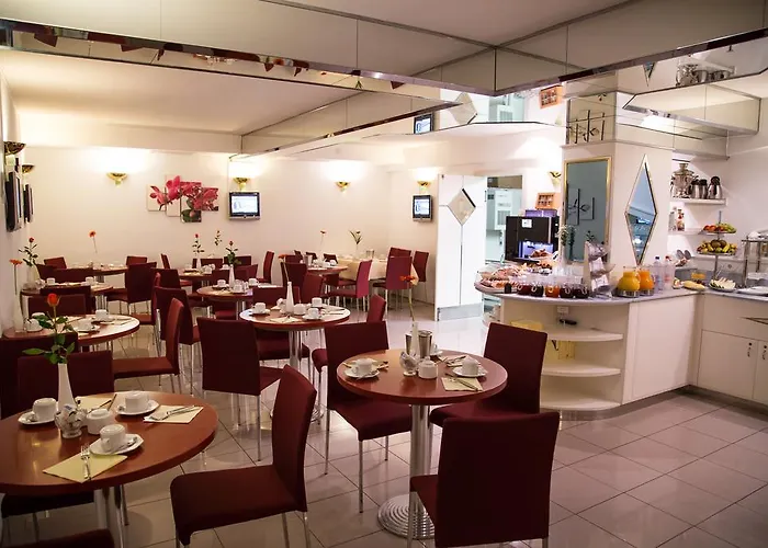 ホテル Leomar Flatrate