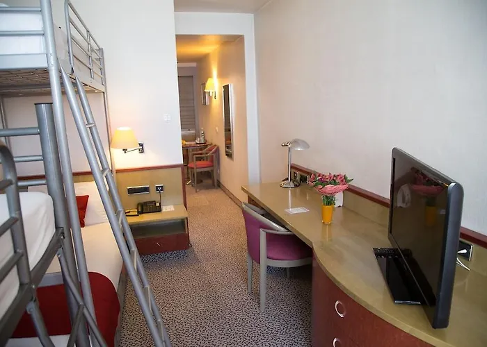 Leomar Flatrate ホテル